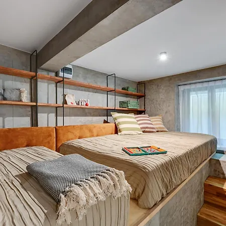 Dr - Side Premium Apartment *